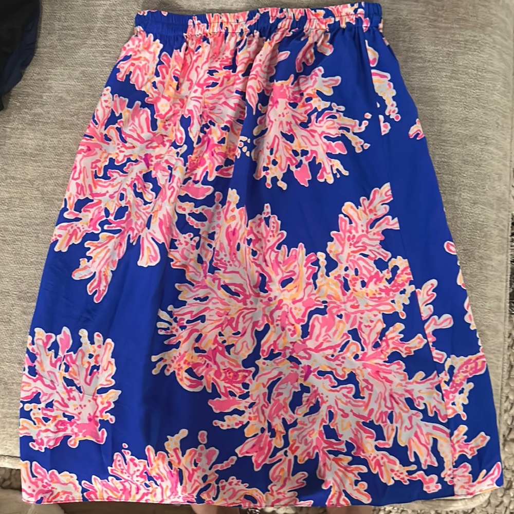 Lilly Pulitzer size XS silk midi skirt